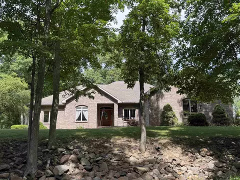 11624 W Briarwood Dr, Monticello, IN 47960