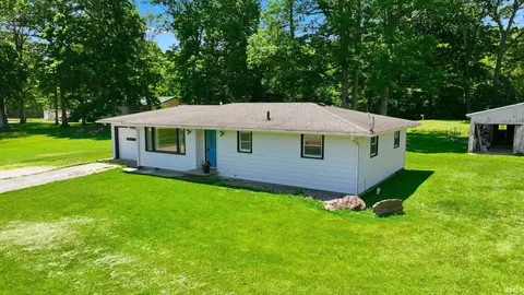 4340 S Meridian Rd, Columbia City, IN 46725