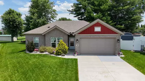 106 W Raider Ct, Huntingburg, IN 47542
