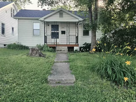 827 15th St, Tell City, IN 47586