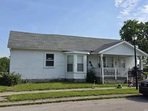 1332 Harmar St, Fort Wayne, IN 46803