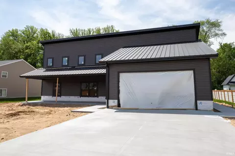 107 Whitetail Ln, Argos, IN 46501