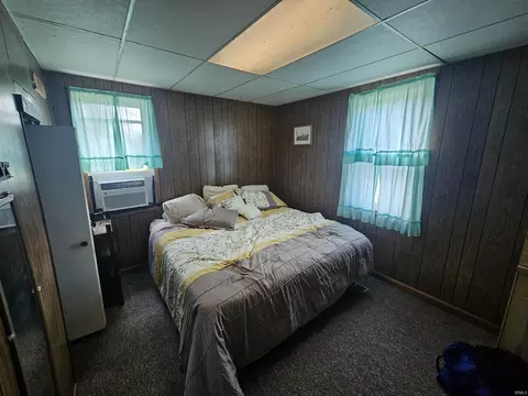 Bedroom - 702 S Durbin St, Bicknell, IN 47512 photo 1 of 4