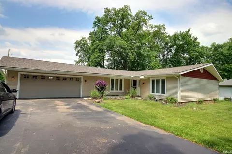 618 Rewill Dr, Fort Wayne, IN 46804