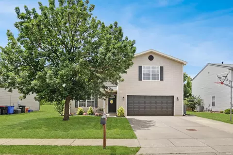 2839 Ohunter Ave, Newburgh, IN 47630