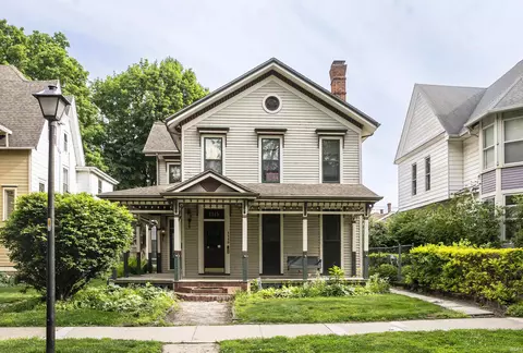 1115 W Wayne St, Fort Wayne, IN 46802