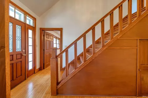 Entry Way - 111 S County Road 500, New Castle, IN 47362 photo 2 of 2