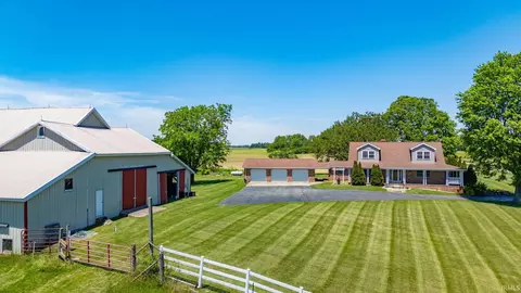 Exterior - 111 S County Road 500, New Castle, IN 47362 photo 2 of 2