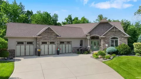51607 Meadow Pointe, Granger, IN 46530