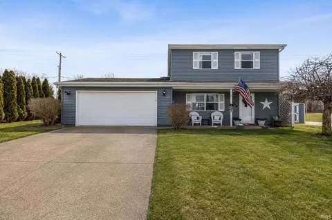 1404 Fairview Run, Kendallville, IN 46755