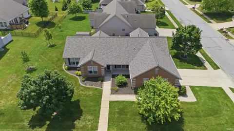 2115 Kingsbury Dr, Lafayette, IN 47909
