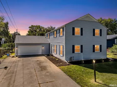 2905 W Woodbridge Dr, Muncie, IN 47304