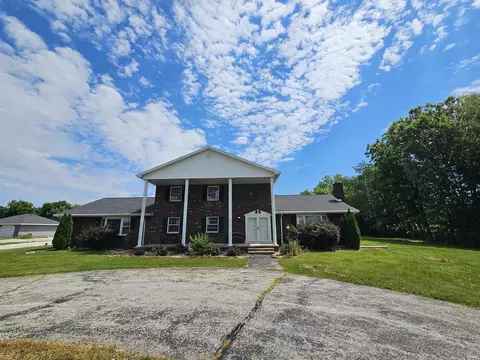 148 S Hickory Corner Rd, Vincennes, IN 47591