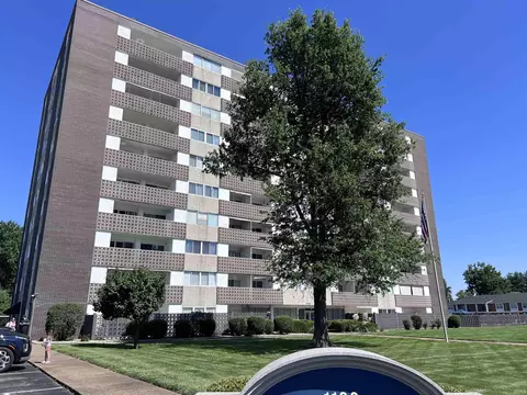 1100 Erie Ave #411, Evansville, IN 47715