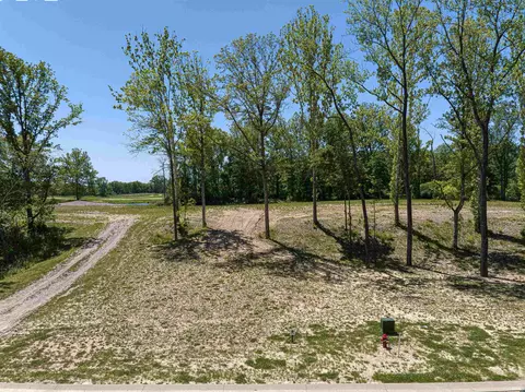 4443 Fairway View Dr, Victoria Woods, IN 47601