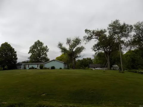 58613 County Road 105, Elkhart, IN 46517