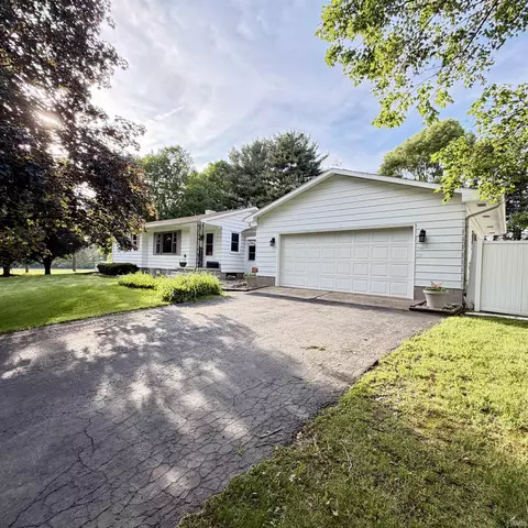 6781 E 200 South Rd, Mill Creek, IN 46365