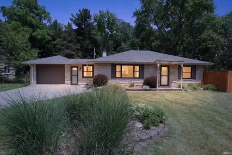 19591 Darden Rd, South Bend, IN 46637