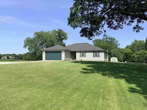 4944 Brumley Rd, Newburgh, IN 47630