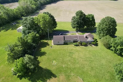 295 W Riverside Dr, Peru, IN 46970