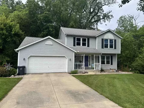 208 S East Ridge Dr N, Warsaw, IN 46582