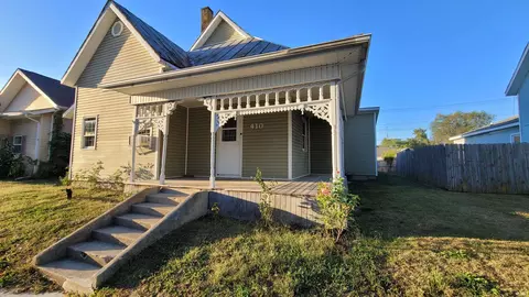 410 W Main St, Redkey, IN 47373