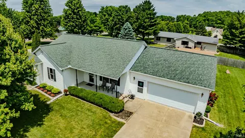 21 Willow Ct, Williamsport, IN 47993