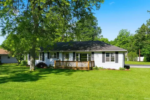 1829 Neuhaus Dr, Fort Wayne, IN 46808