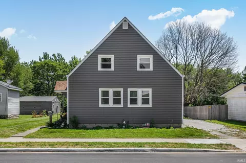 421 S East St, Tipton, IN 46072