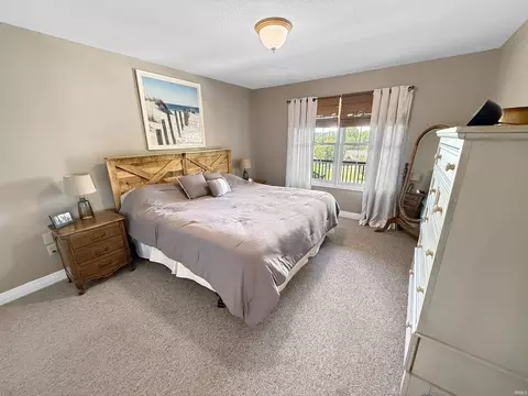 8866 W Meadows Dr, Eckerty, IN 47116 photo 6
