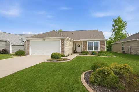 8030 Easthampton Blvd, Fort Wayne, IN 46835
