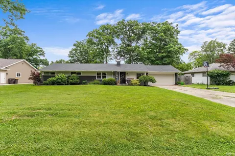 4031 Dalewood Dr, Fort Wayne, IN 46815