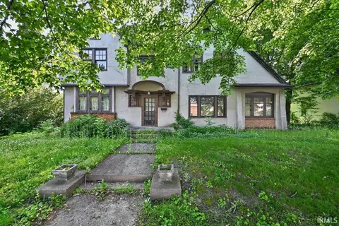 608 N Michigan St, Plymouth, IN 46563