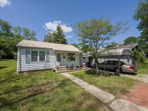 Exterior - 426 E 7th St, Mount Carmel, IL 62863 photo 2 of 4