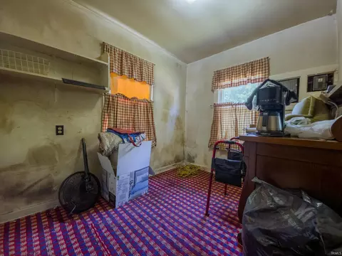 Bedroom - 426 E 7th St, Mount Carmel, IL 62863 photo 2 of 2