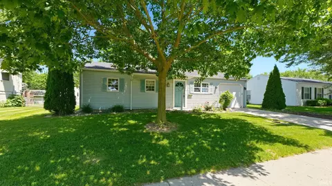 13 Holden Rd, Columbia City, IN 46725