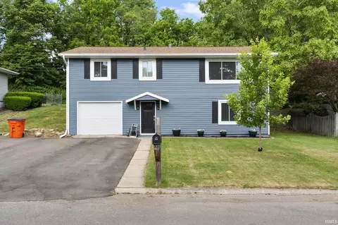 1114 Maxwell Ave, Monticello, IN 47960