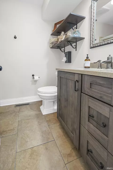 Bath - 1 Bohnert Ct, Jasper, IN 47546 photo 1 of 7