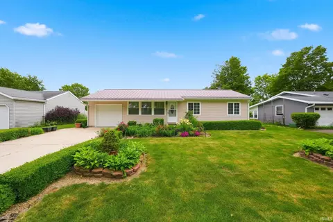 601 W Union St, Ligonier, IN 46767