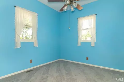 Bedroom - 206 W School St, Mount Summit, IN 47361 photo 5 of 6