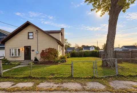 1251 W Jefferson St, Frankfort, IN 46041