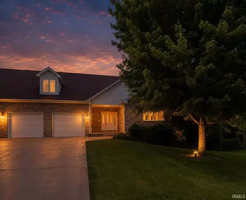 1761 Walnut Trce, Greenfield, IN 46140