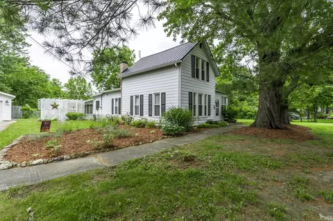 1329 Wooster Rd, Winona Lake, IN 46590