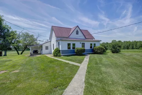 4699 Moss Rd, Boonville, IN 47601