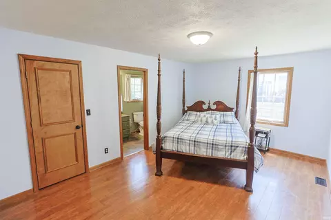 Bedroom - 50820 Stonebridge Dr, Granger, IN 46530 photo 2 of 8