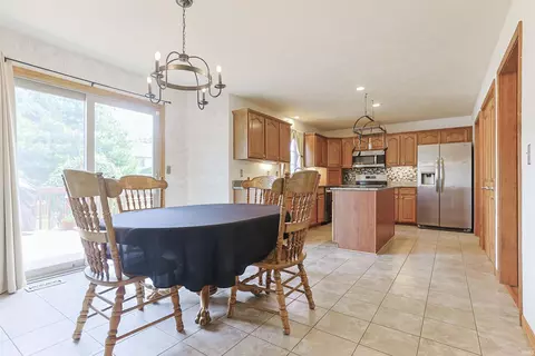 Dining - 50820 Stonebridge Dr, Granger, IN 46530 photo 2 of 3