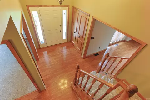 Entry Way - 50820 Stonebridge Dr, Granger, IN 46530 photo 3 of 5
