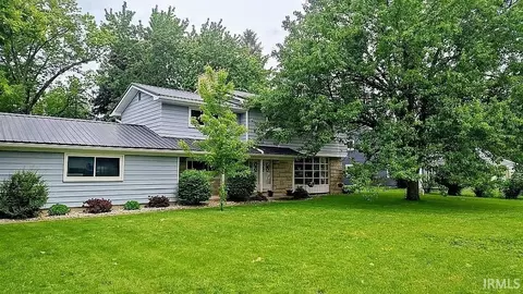 917 Summit Ave, Bluffton, IN 46714
