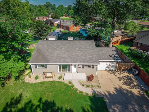 1317 Continental Dr, Evansville, IN 47715
