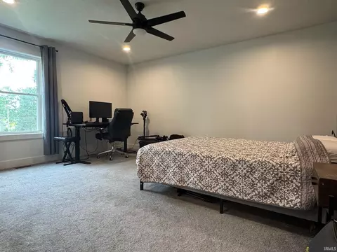 Bedroom - 422 17th St, Bedford, IN 47421 photo 5 of 5